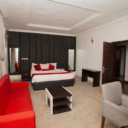 Grand Palazzo Hotel Gwarimpa Abuja Exterior photo